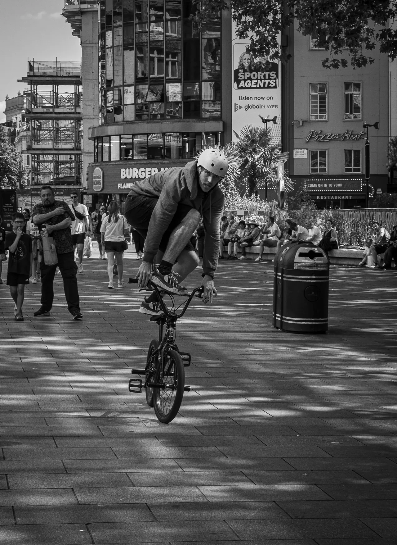 Street photography around the world. – photo 12